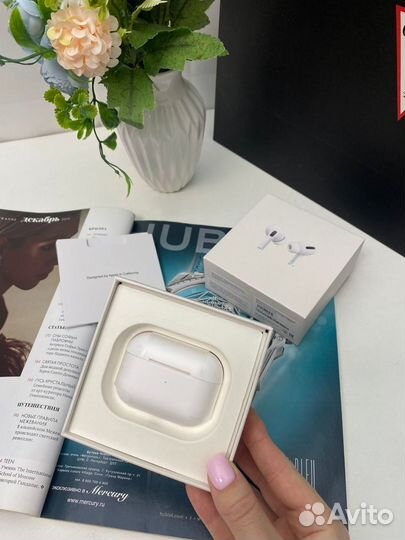 Наушники AirPods Pro