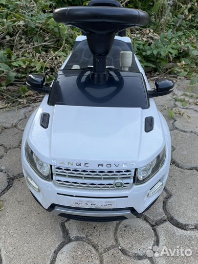 Rivertoys Детский толокар Lang Rover / цвет белый