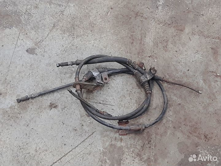 Трос ручника