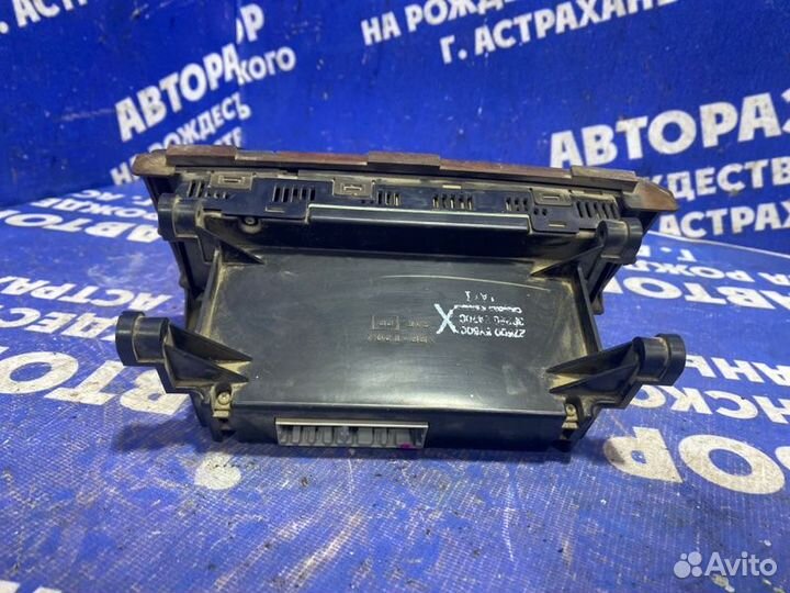 Блок климата Nissan Cefiro A33 седан VQ20 2000