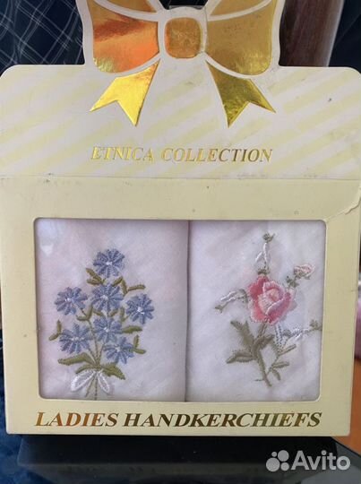 Женские носовые платочки