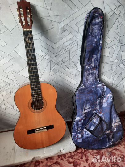 Акустическая гитара бу