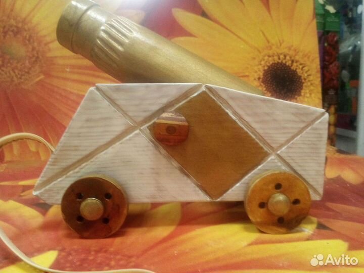 Игрушка пушка на колёсах