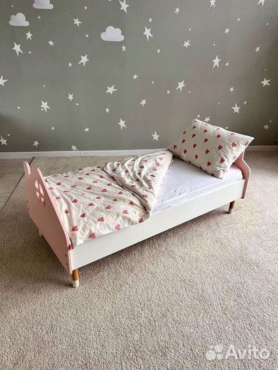 Детская кровать со столом