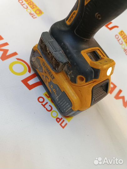 Дрель-шуруповерт dewalt DCD996