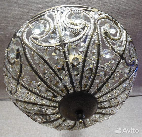 Люстра Потолочная Wertmark WE313.03.603 E14