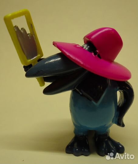 Ворона с зеркалом. Попугай Кеша. Ландрин. 2003