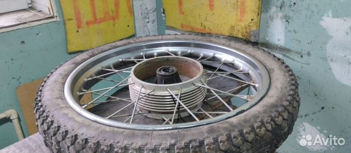 Колесо мотоцикла Ява 634/638