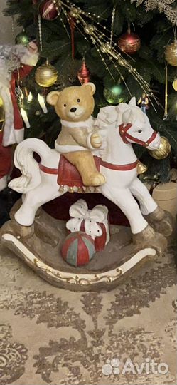 Фигурка новогодняя большая