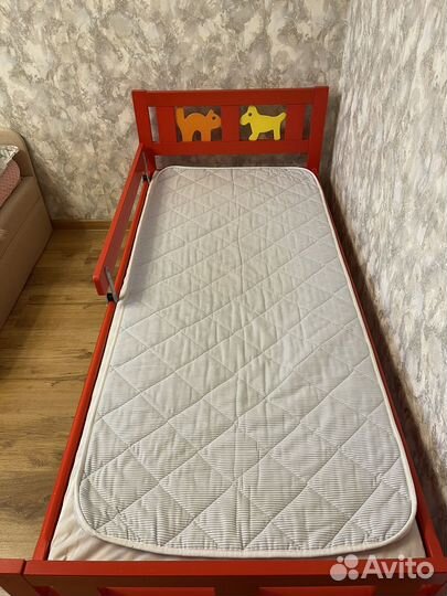 Детская кровать IKEA с матрасом