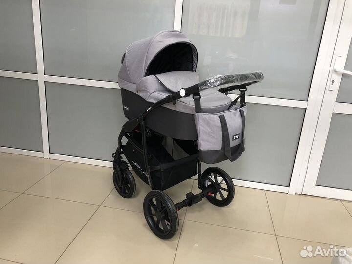 Коляска 2 в 1 riko basic bella