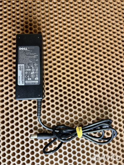 Оригинальный блок питания dell 19 В 3,16 А