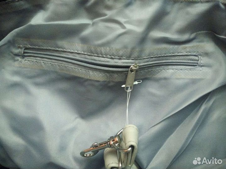 Сумка кожаная новая Эйвон,серая,дорожная