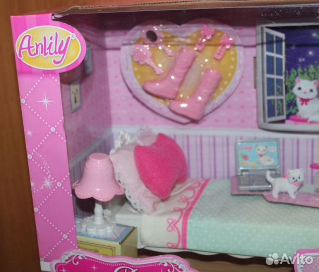 Набор мебели с куклой. Спальня