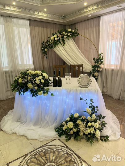 Оформление свадьбы/ свадебного стола/ президиум
