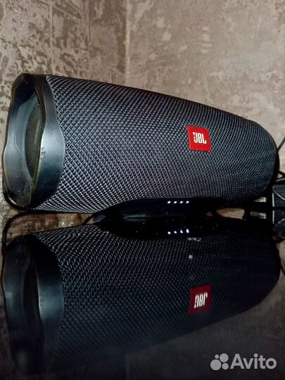 Колонка jbl