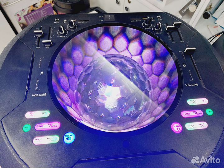 Огромная колонка 500Вт с дискошаром