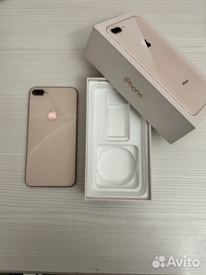 iPhone 8 Plus, 64 ГБ