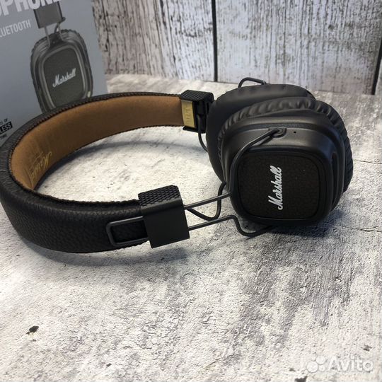 Беспроводные наушники marshall