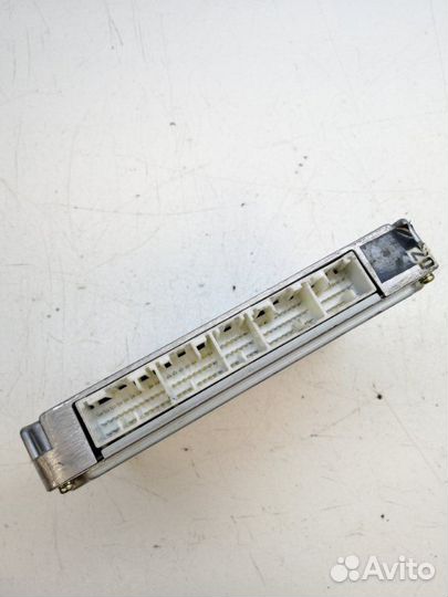 Блок управления EFI Toyota Alphard MNH15 1mzfe