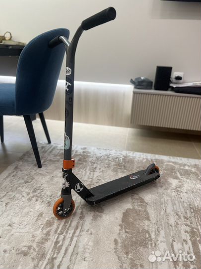 Продам самокат Dominator Airborn