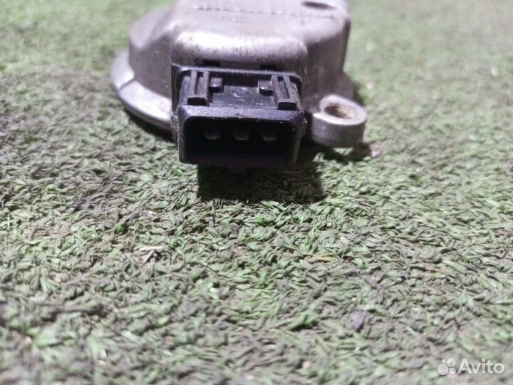 Датчик Распредвала Audi A6 C5 APS 2.4