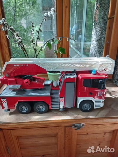 Пожарная машина bruder