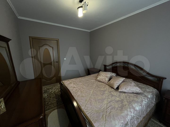 2-к. квартира, 76 м², 6/9 эт.