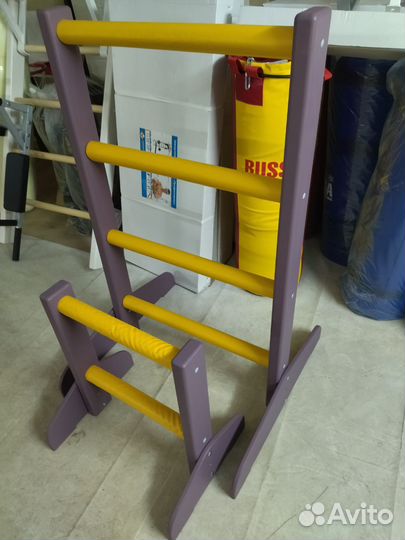 Станок гимнастический с мягкими ступенями