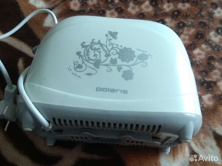 Тостер Polaris