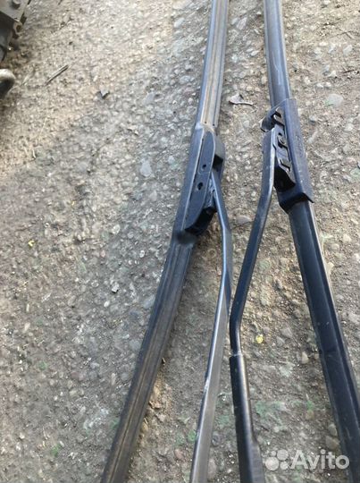 Chrysler 300m поводок дворника