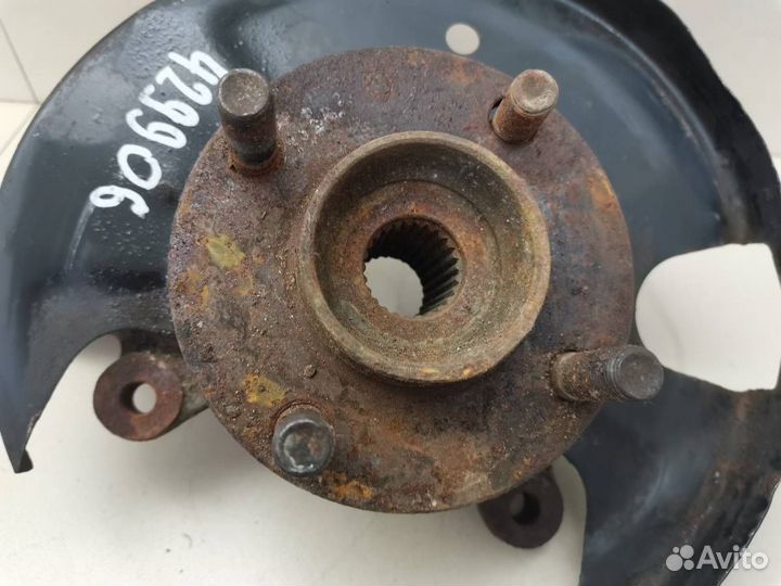 Кулак поворотный передний левый Nissan Almera N15