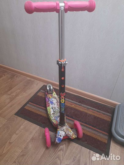 Самокат детский трехколесный
