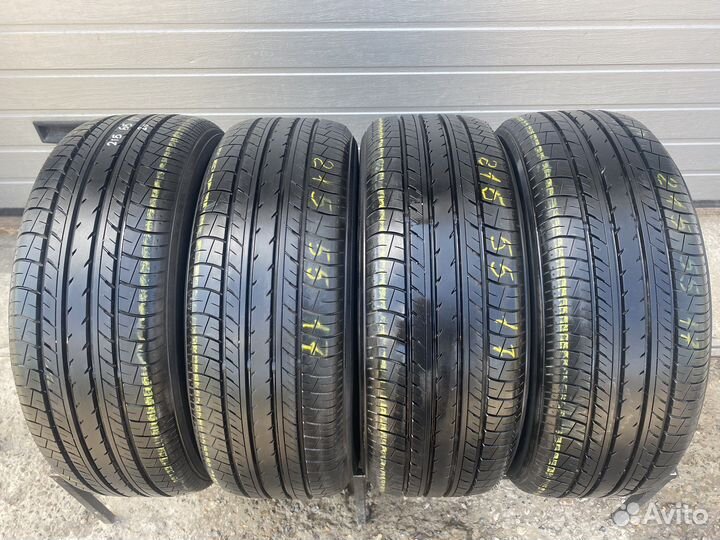 Yokohama dB Decibel E70 215/55 R17