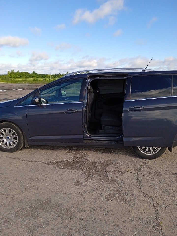Ford Grand C-MAX: фото из отзыва
