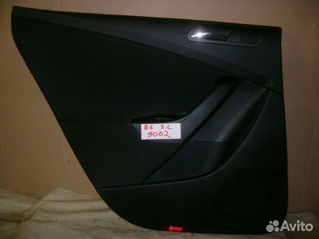 Обшивка двери задней левой VW Passat (B6)