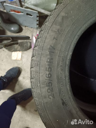 Continental Conti4x4IceContact 225/65 R17