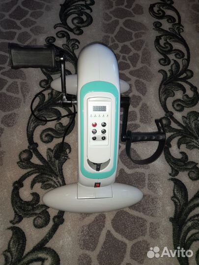 Тренажер педальный Total Forma