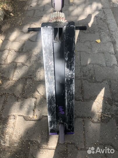 Трюковой самокат tech team street mama