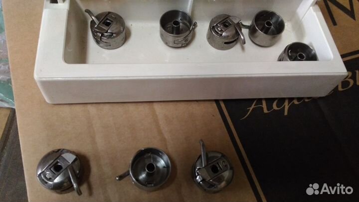 Шпулька и шпульный колпачек (челнок)