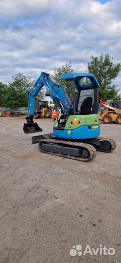 Мини-экскаватор YANMAR B3-5, 2012
