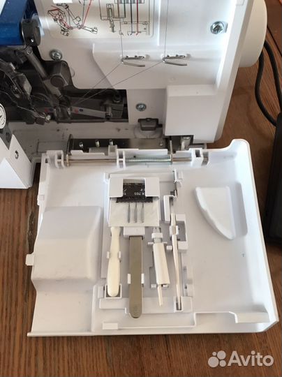 Оверлок 4 х ниточный juki мо-680