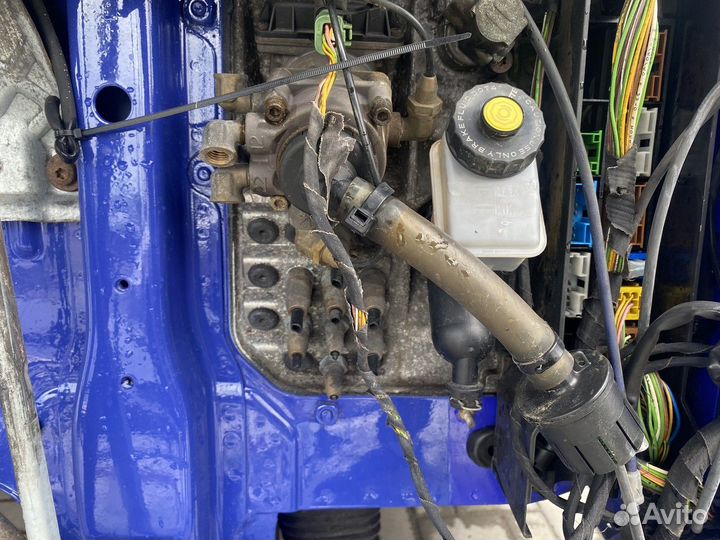 Кран тормозной главный Volvo FH, Volvo FM