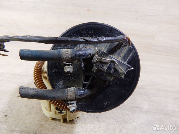 Топливный насос VW Golf 3