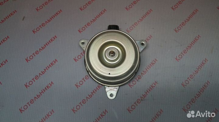 Nissan 21487-8H300 Моторчик вентилятора
