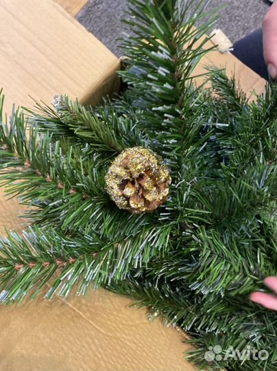 Ель искусственная золотая