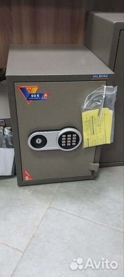 Огнестойкий сейф valberg FRS-49 EL