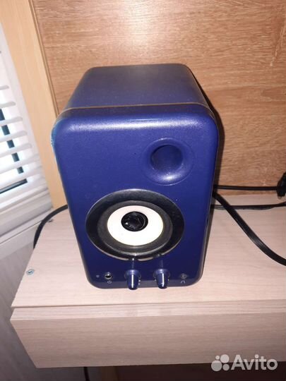 Компьютерные колонки genius