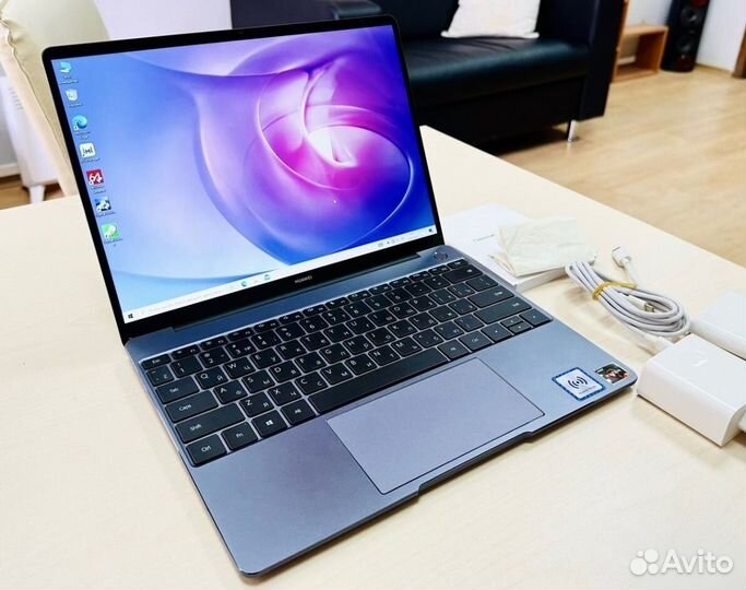 Ноутбук Huawei matebook 13