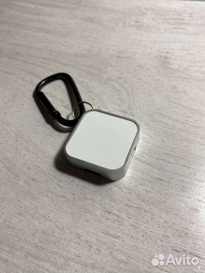 Магнитное беспроводное зарядное устройство Apple